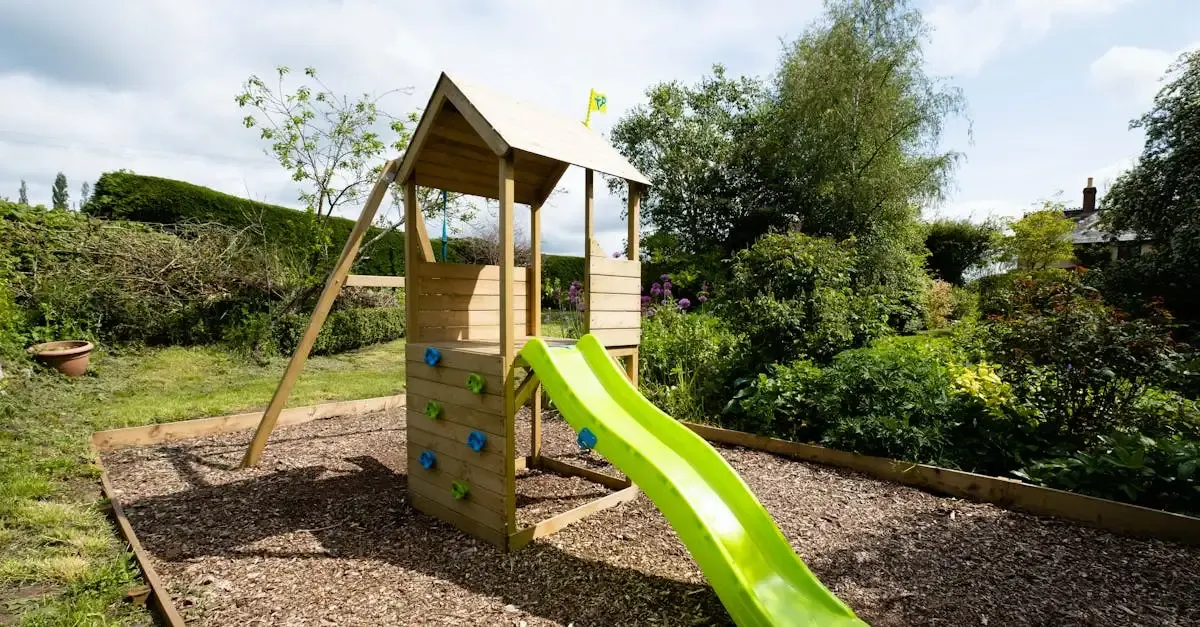 Spieltürme für den Garten: Klettergerüste & Spielhäuser